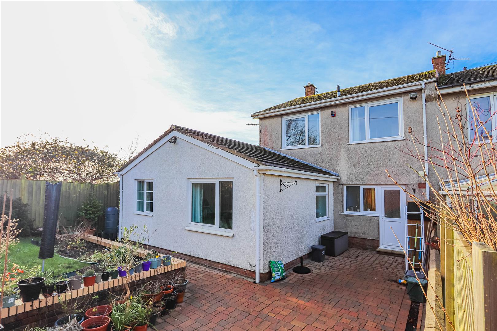 Heathfield Drive, Barry — photograph 2